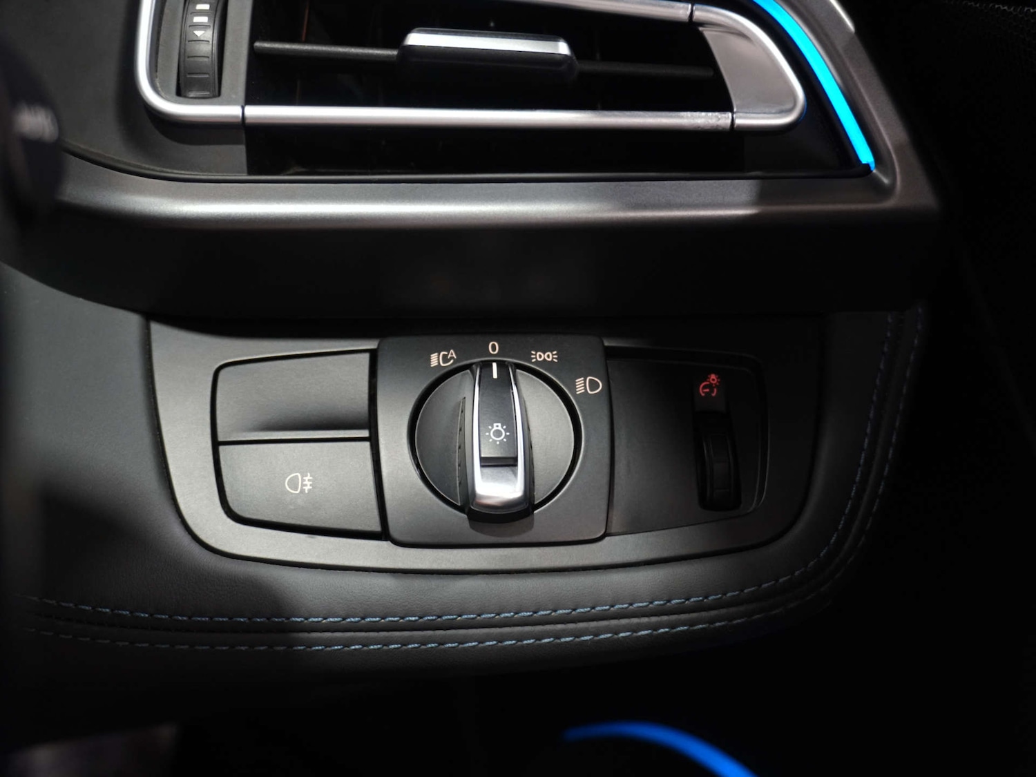 Used BMW i8 2018 for sale - 76642917: Photo 22