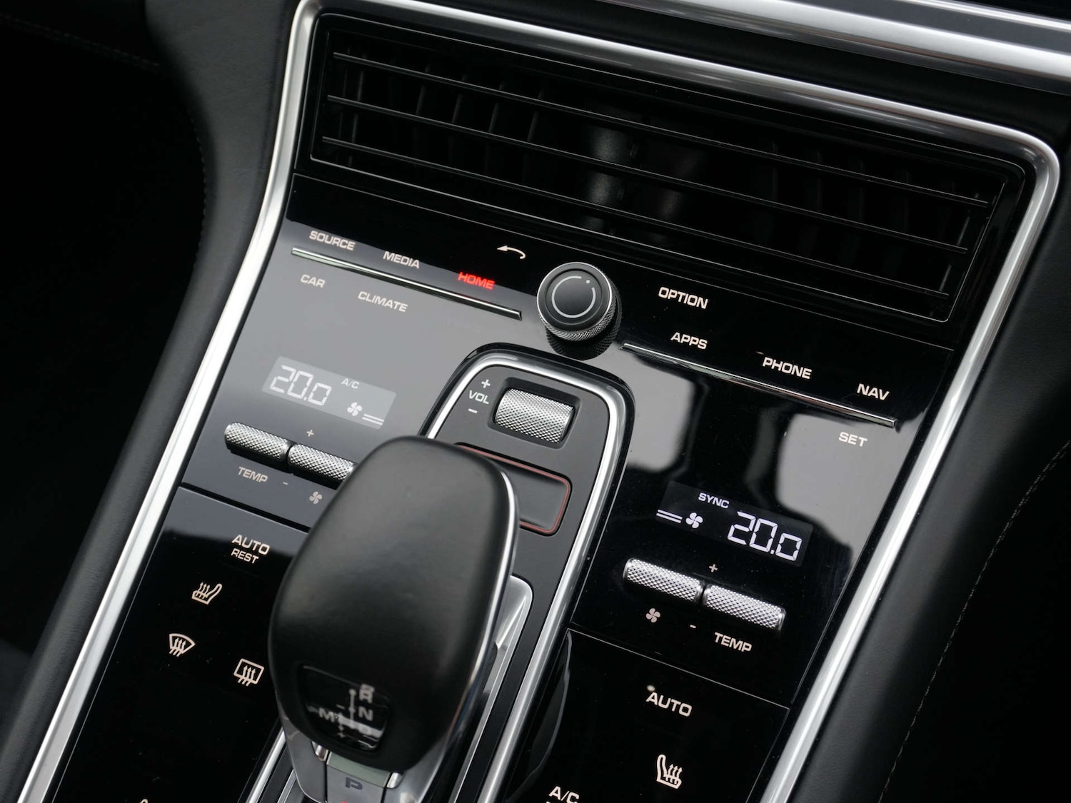 Used Porsche Panamera 2019 for sale - 76642968: Photo 27