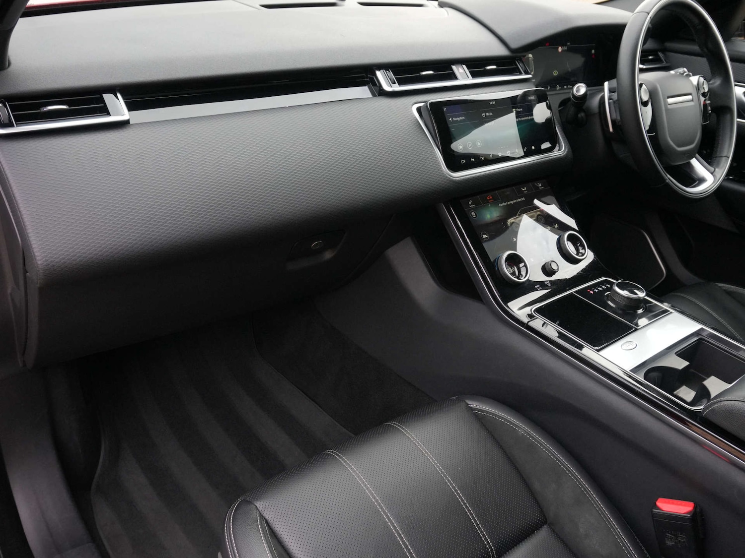 Used Land Rover Range Rover Velar 2020 for sale - 76762571: Photo 18