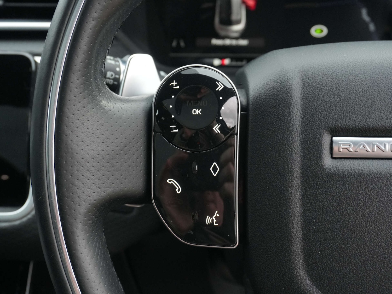 Used Land Rover Range Rover Velar 2020 for sale - 76762571: Photo 25