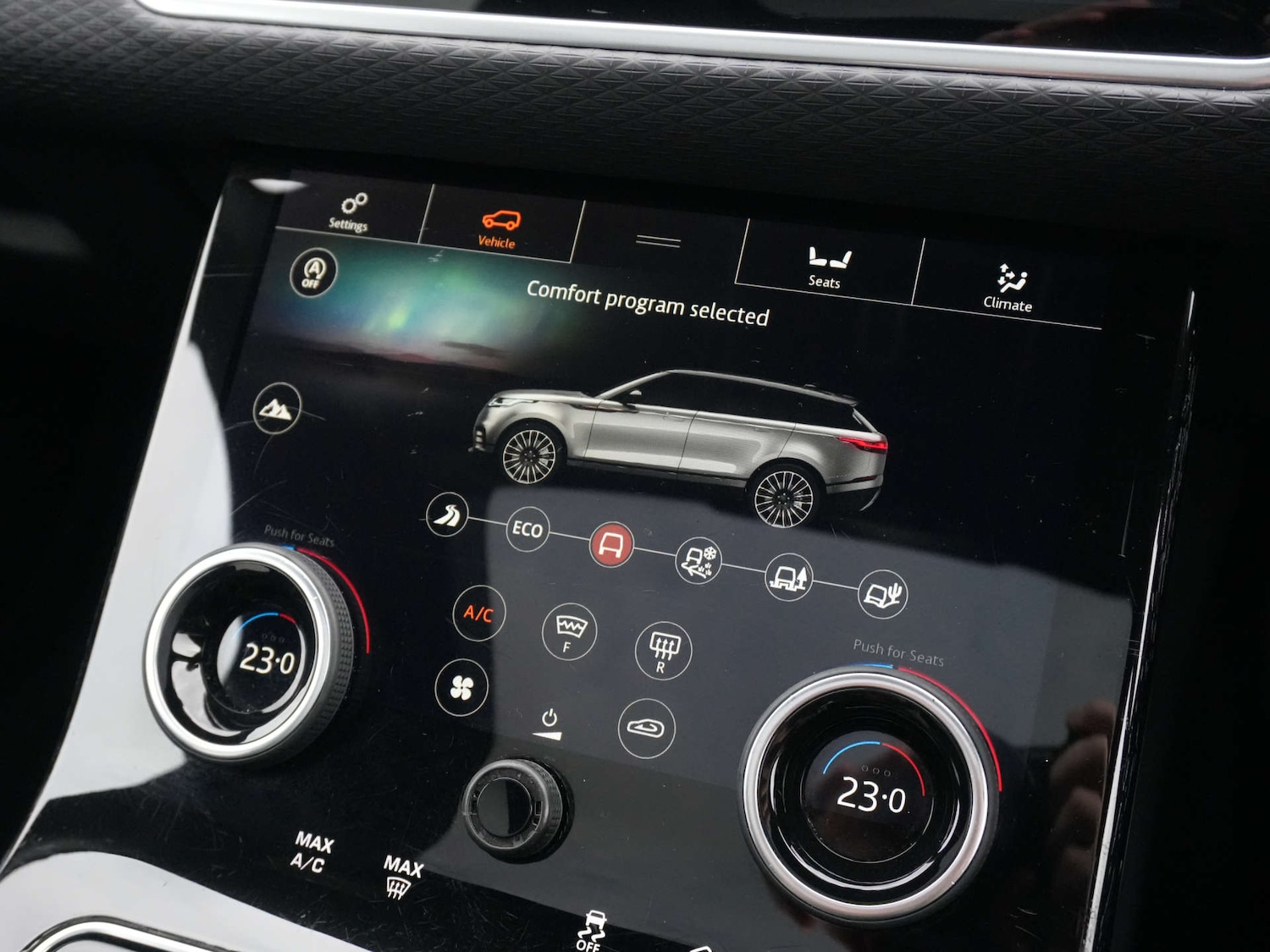 Used Land Rover Range Rover Velar 2020 for sale - 76762571: Photo 33