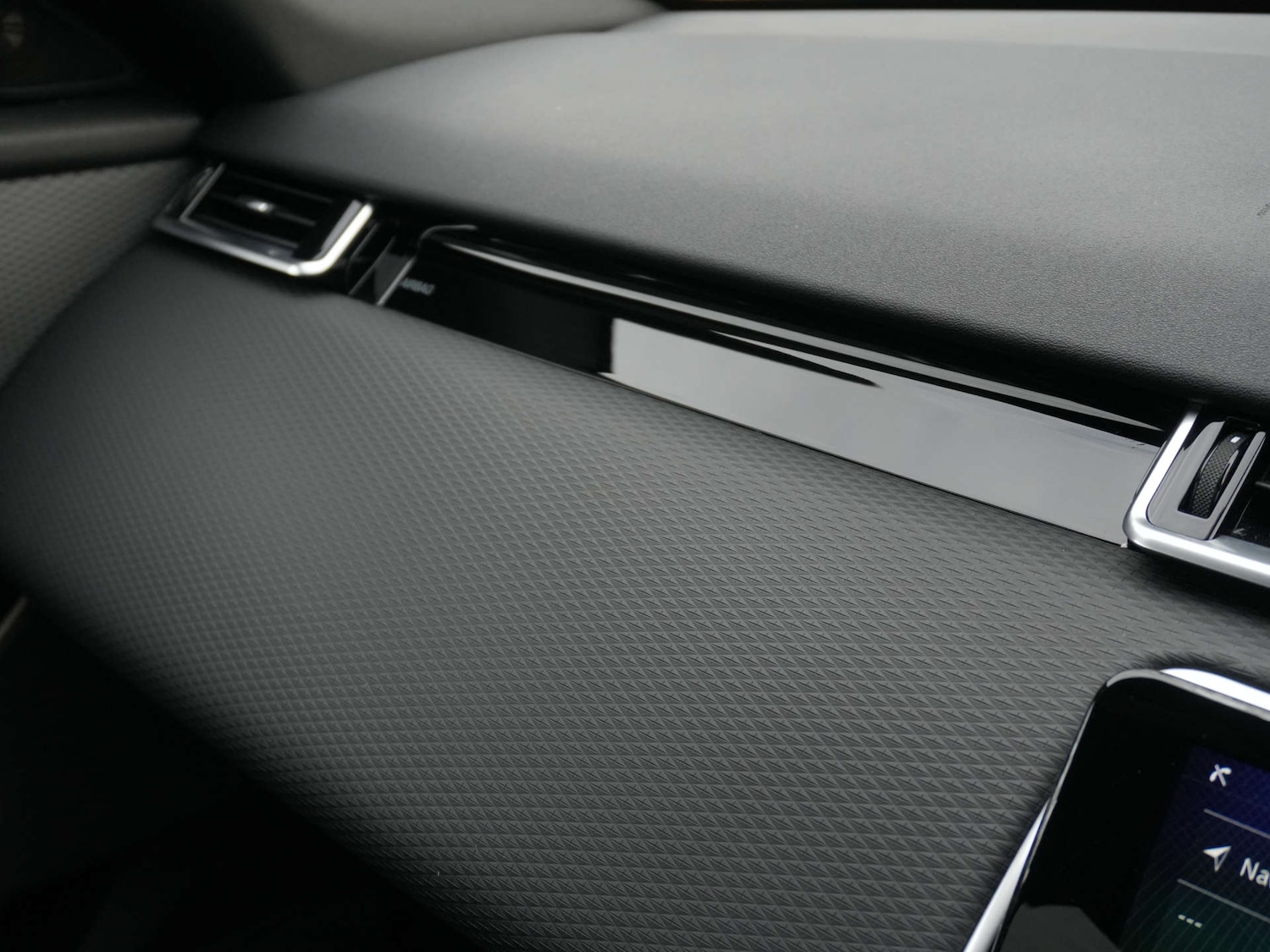 Used Land Rover Range Rover Velar 2020 for sale - 76762571: Photo 36