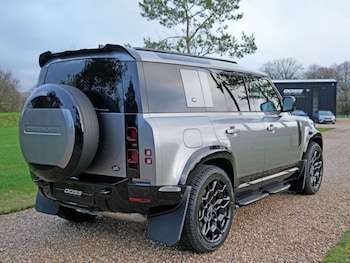 Used Land Rover Defender 110 2023 for sale - 77431840: Photo