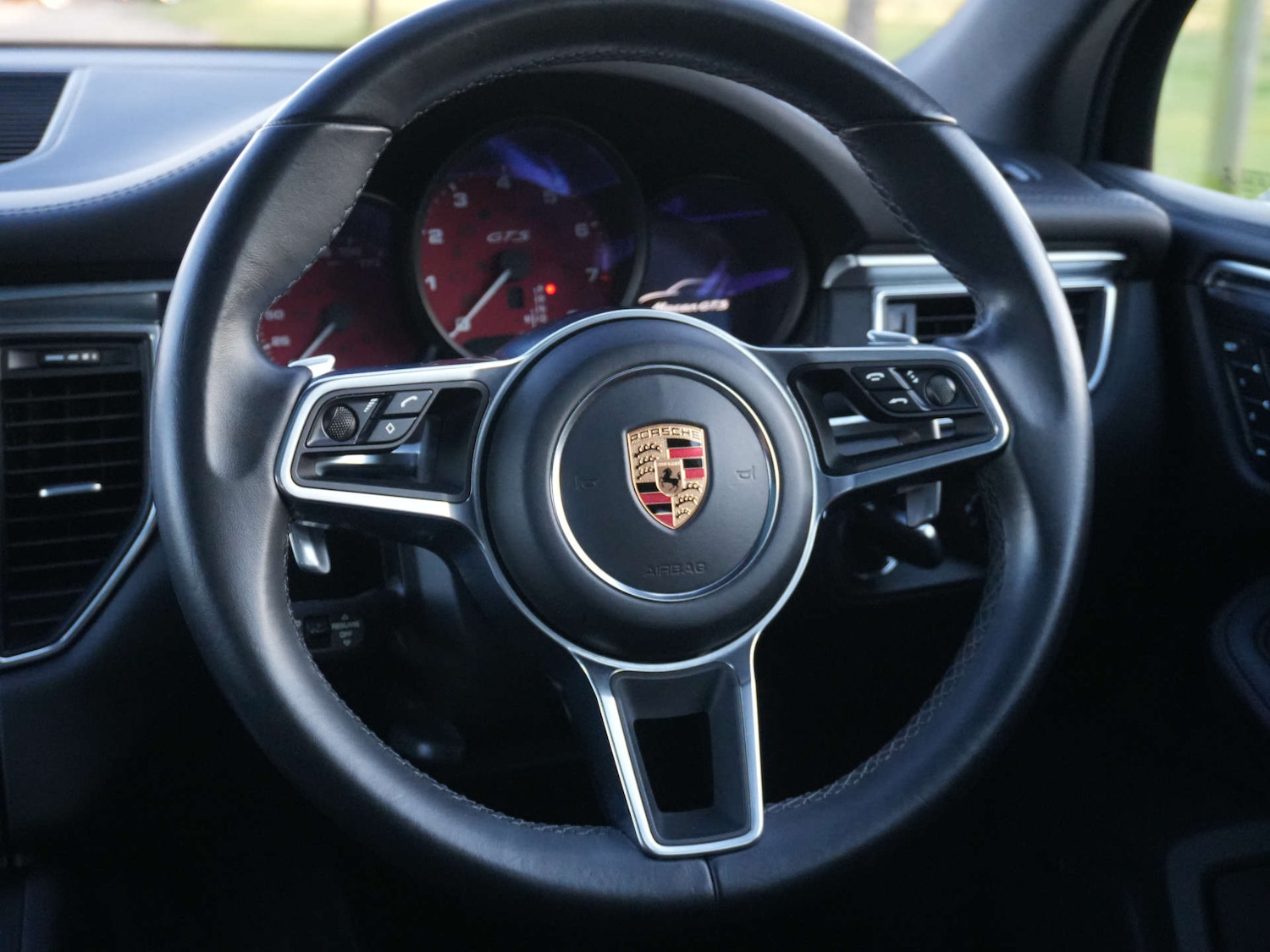 Used Porsche Macan 2017 for sale - 77160642: Photo 21