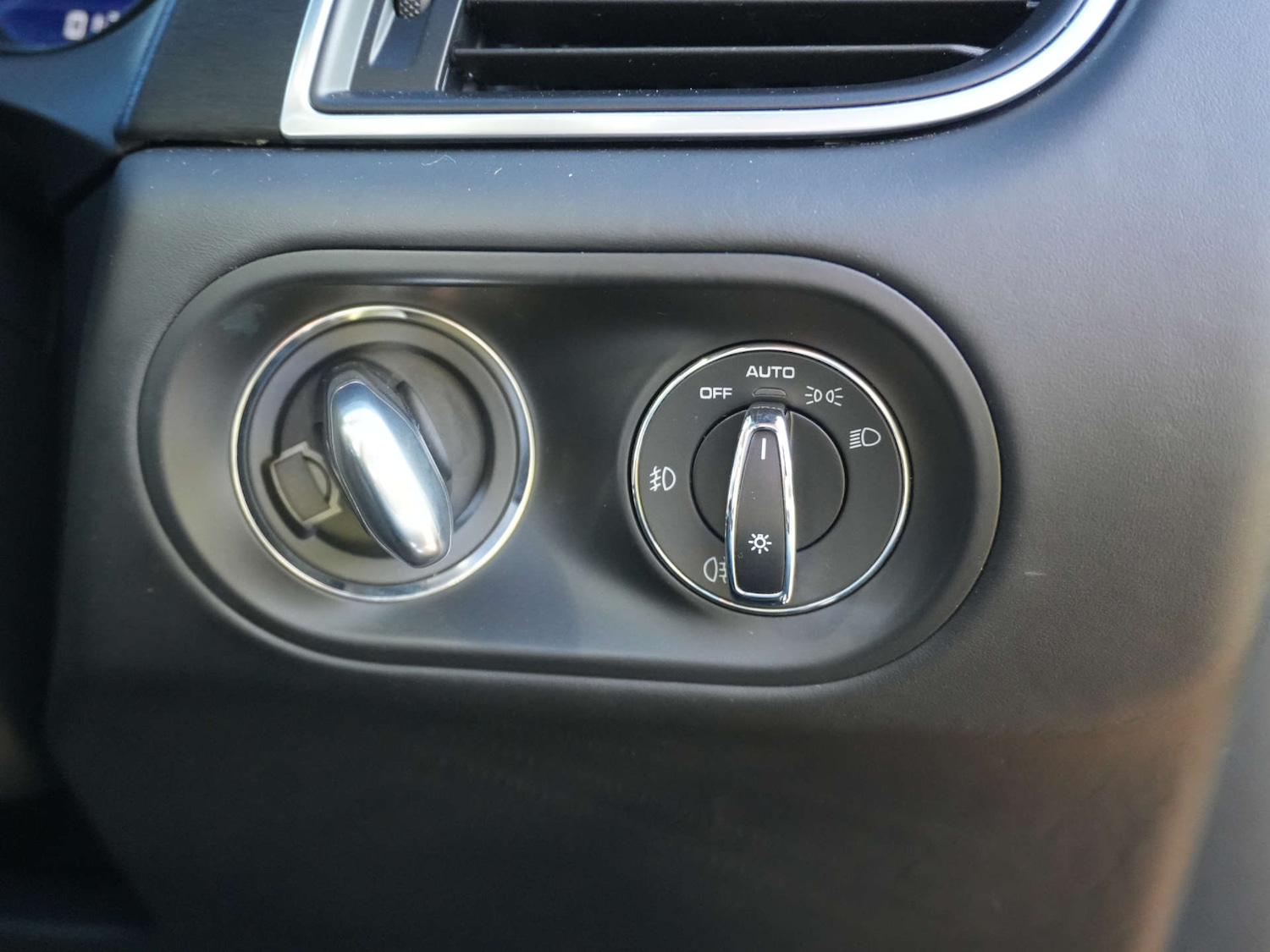 Used Porsche Macan 2017 for sale - 77160642: Photo 30