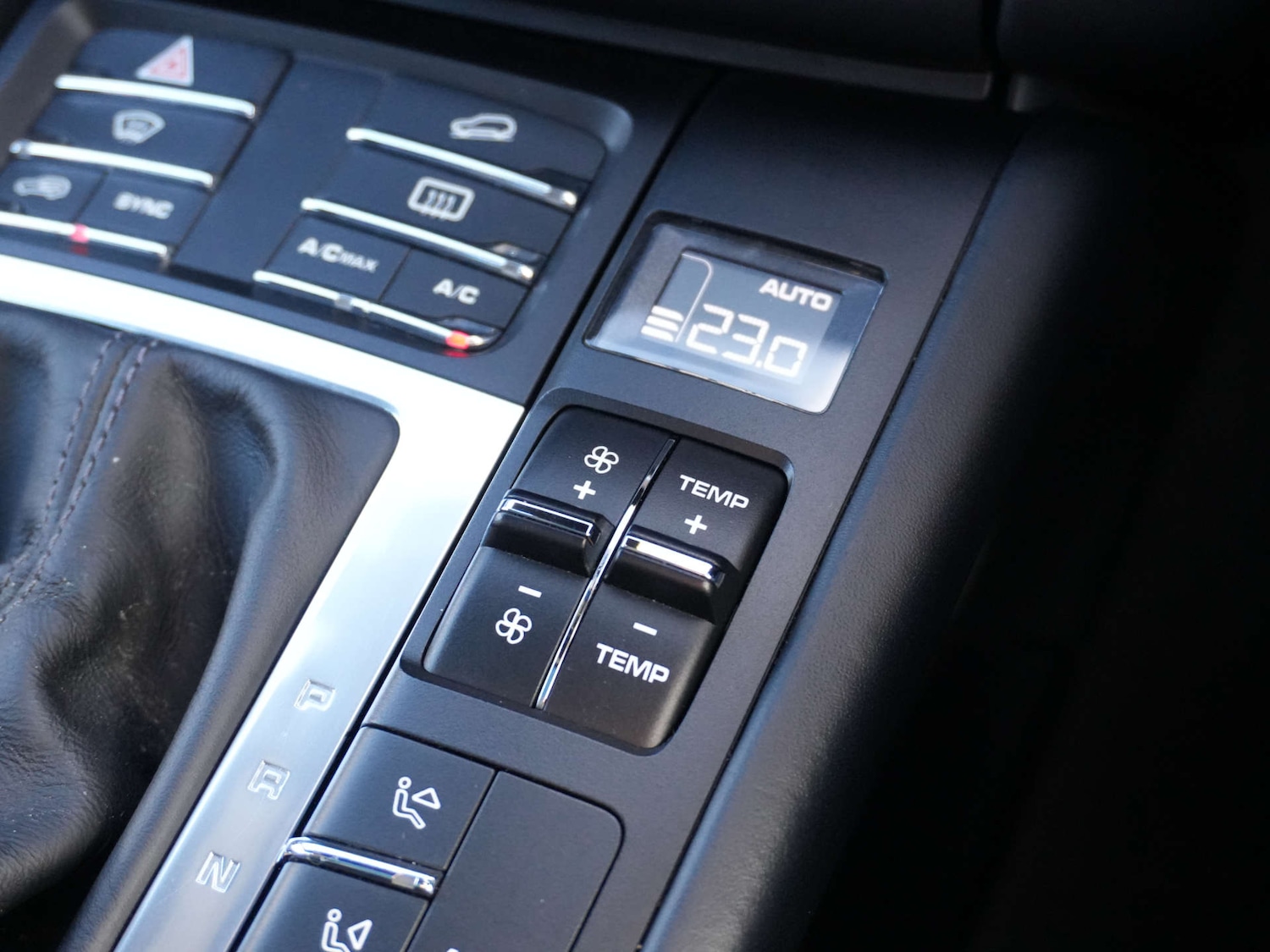 Used Porsche Macan 2017 for sale - 77160642: Photo 37