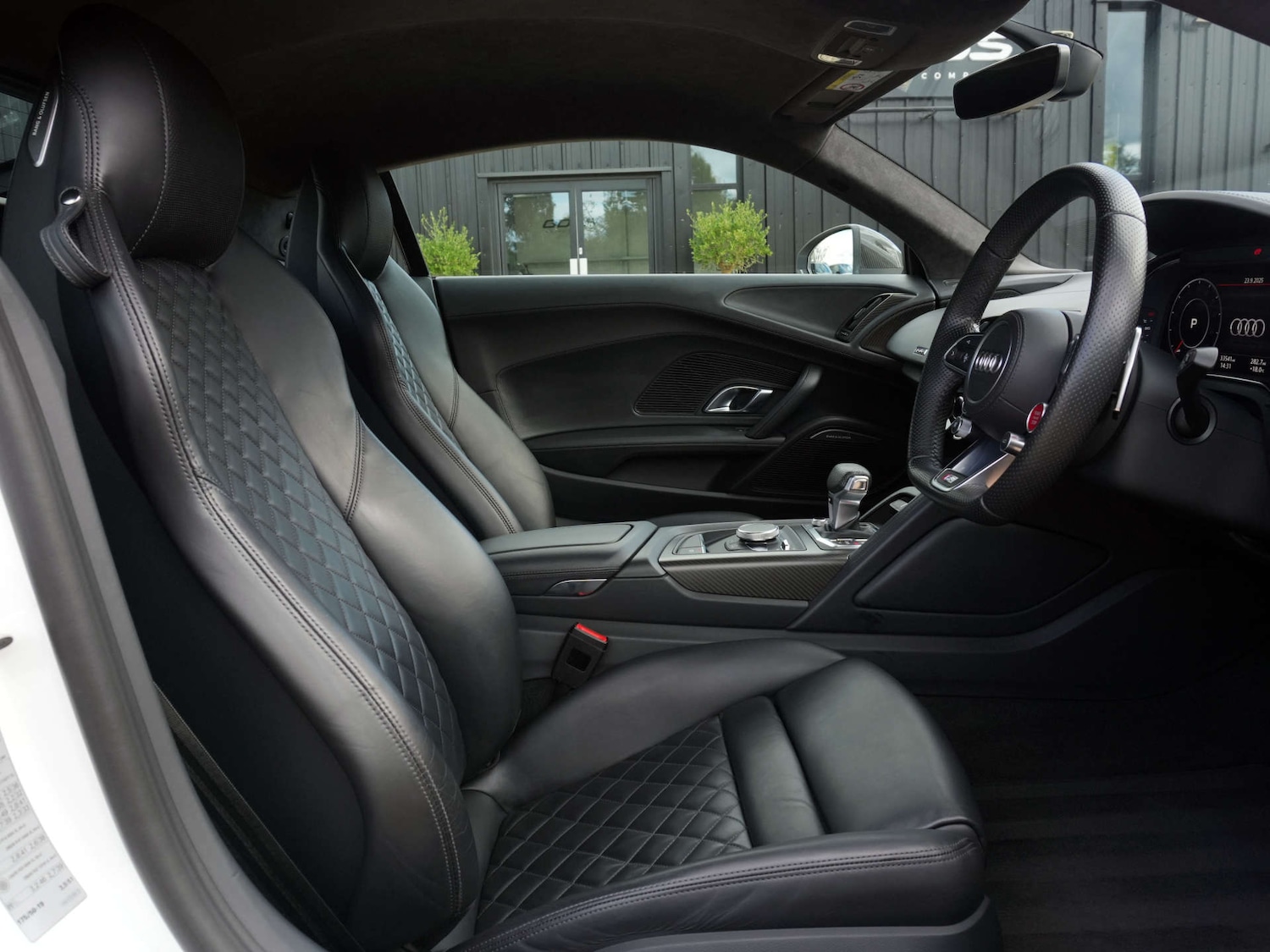 Used Audi R8 2017 for sale - 76642964: Photo 18