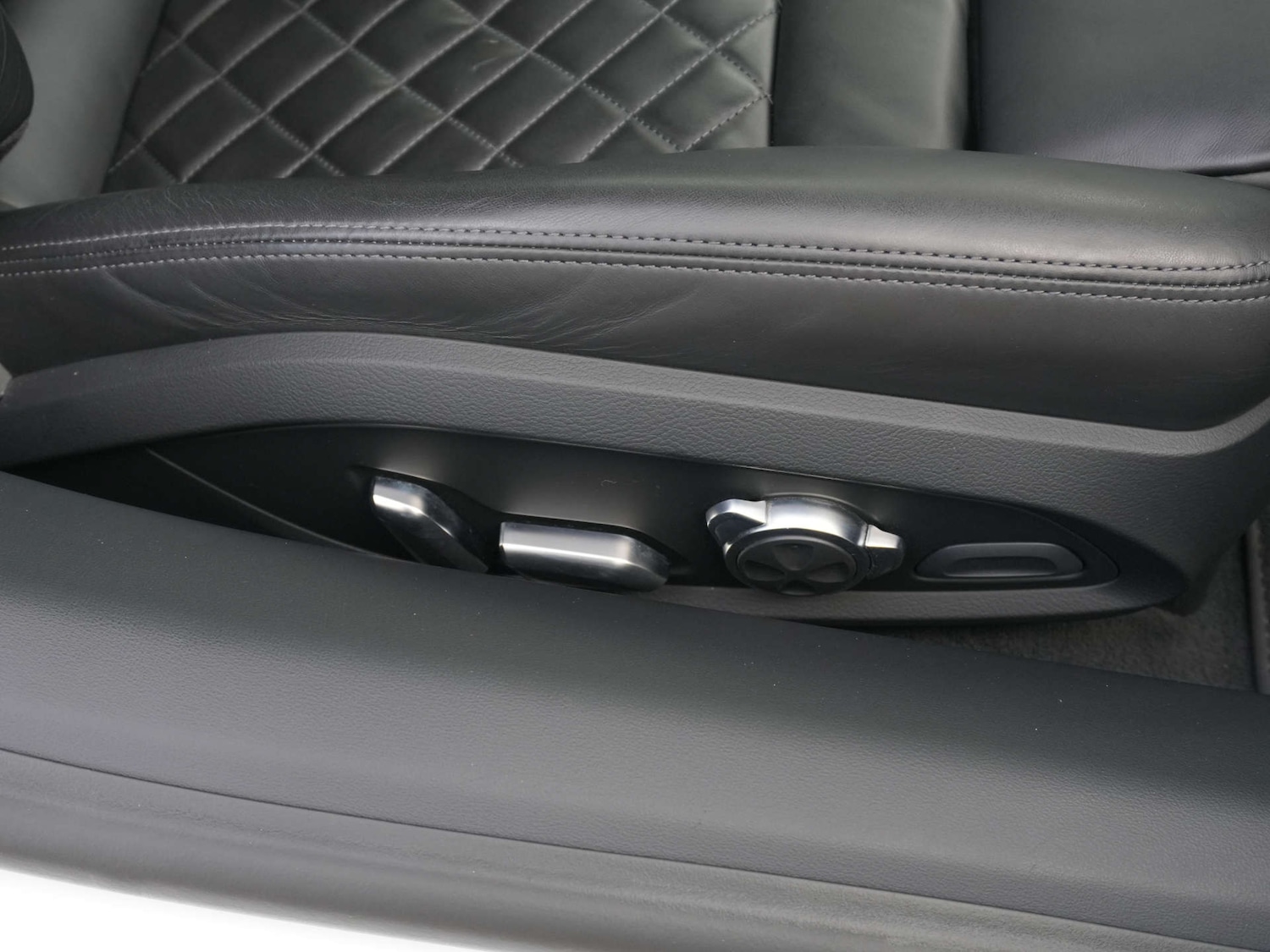 Used Audi R8 2017 for sale - 76642964: Photo 28