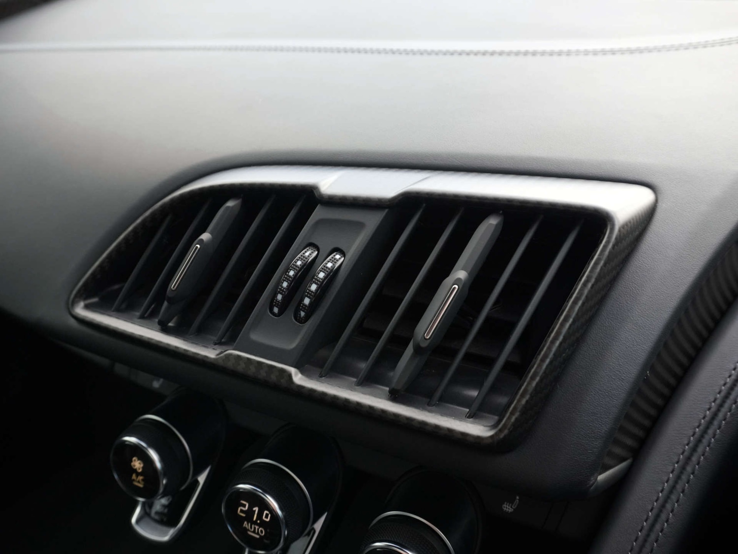 Used Audi R8 2017 for sale - 76642964: Photo 33