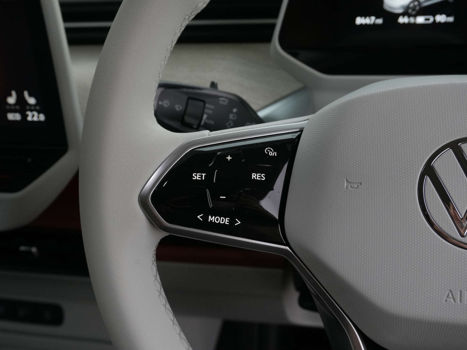 Used Volkswagen ID.Buzz 2023 for sale - 76711702: Photo 23