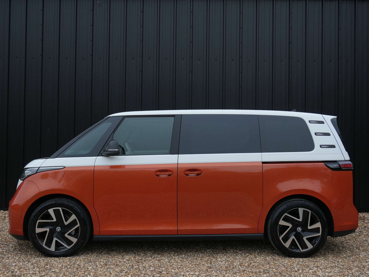 Used Volkswagen ID.Buzz 2023 for sale - 76711702: Photo 3