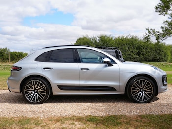 Used Porsche Macan 2024 for sale - 79383111: Photo