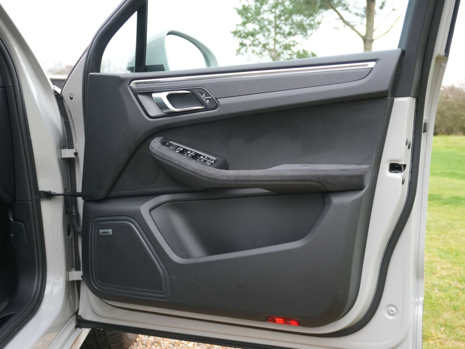 Used Porsche Macan 2020 for sale - 77528074: Photo 13