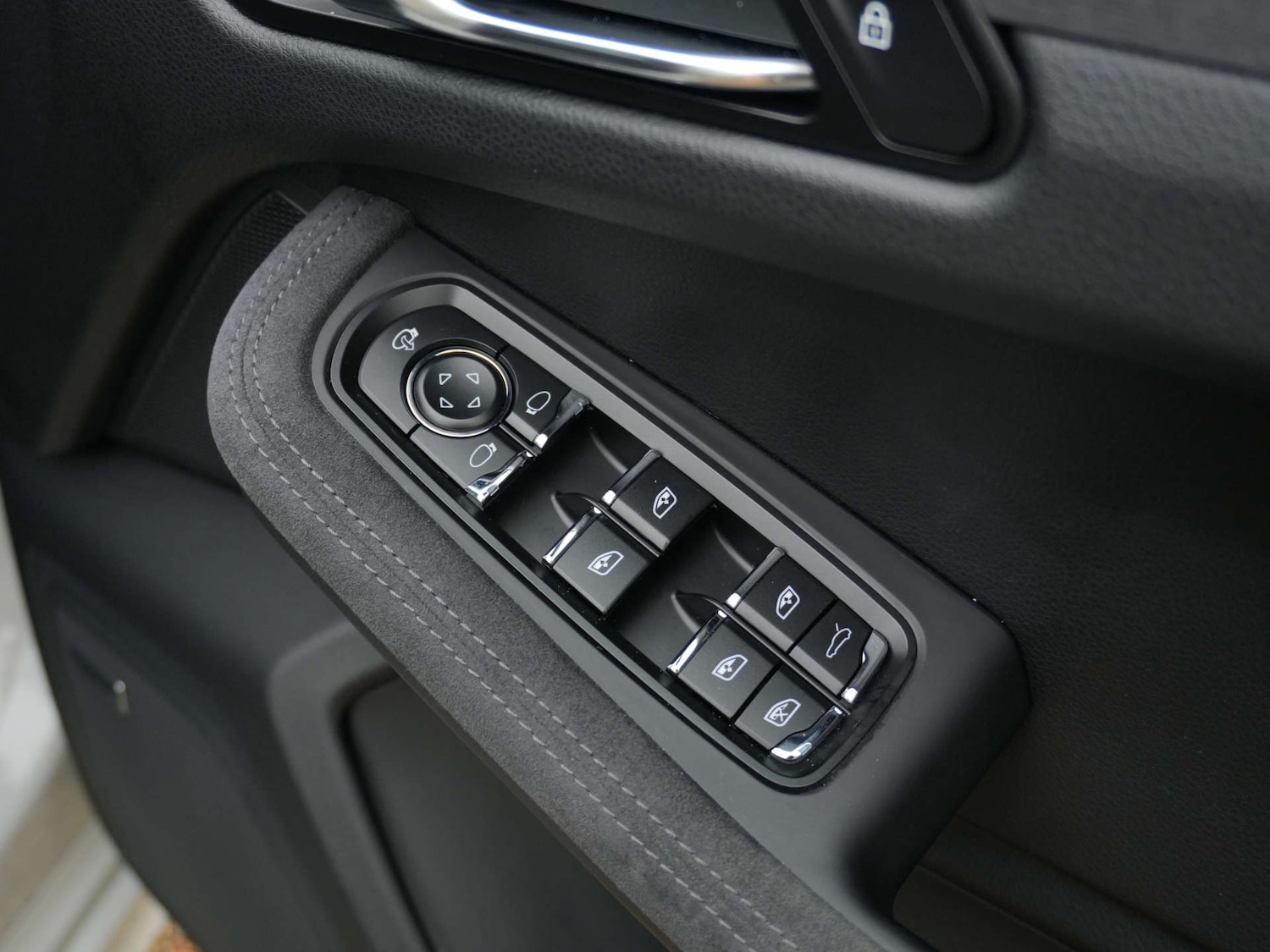 Used Porsche Macan 2020 for sale - 77528074: Photo 23