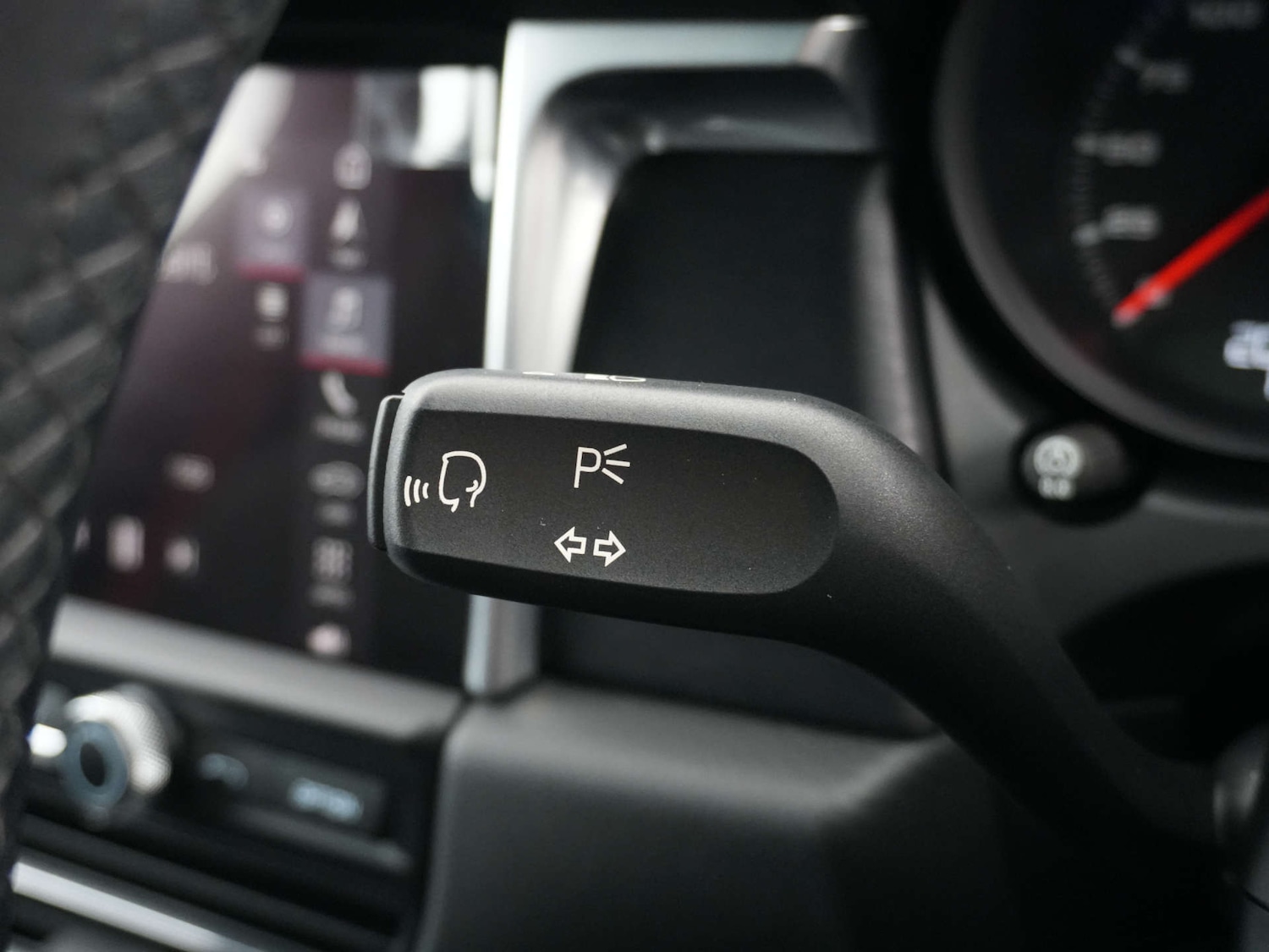 Used Porsche Macan 2020 for sale - 77528074: Photo 33