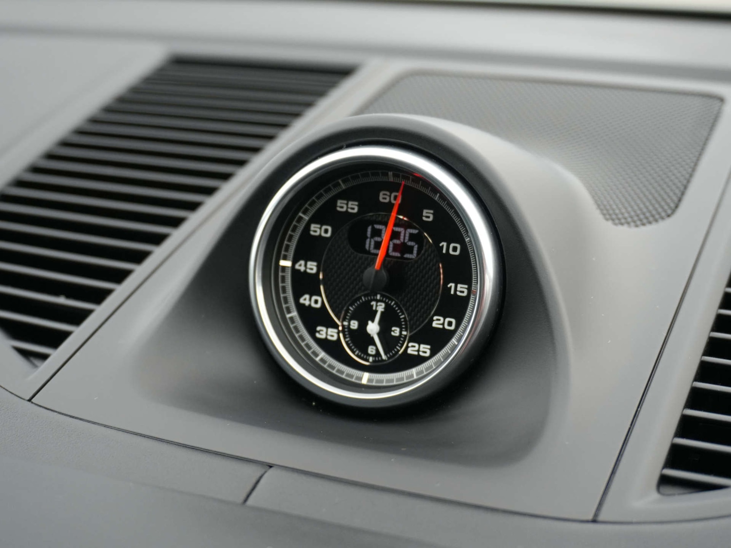 Used Porsche Macan 2020 for sale - 77528074: Photo 34