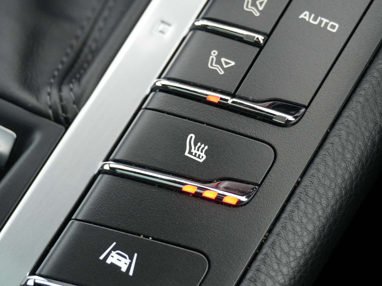 Used Porsche Macan 2020 for sale - 77528074: Photo 39