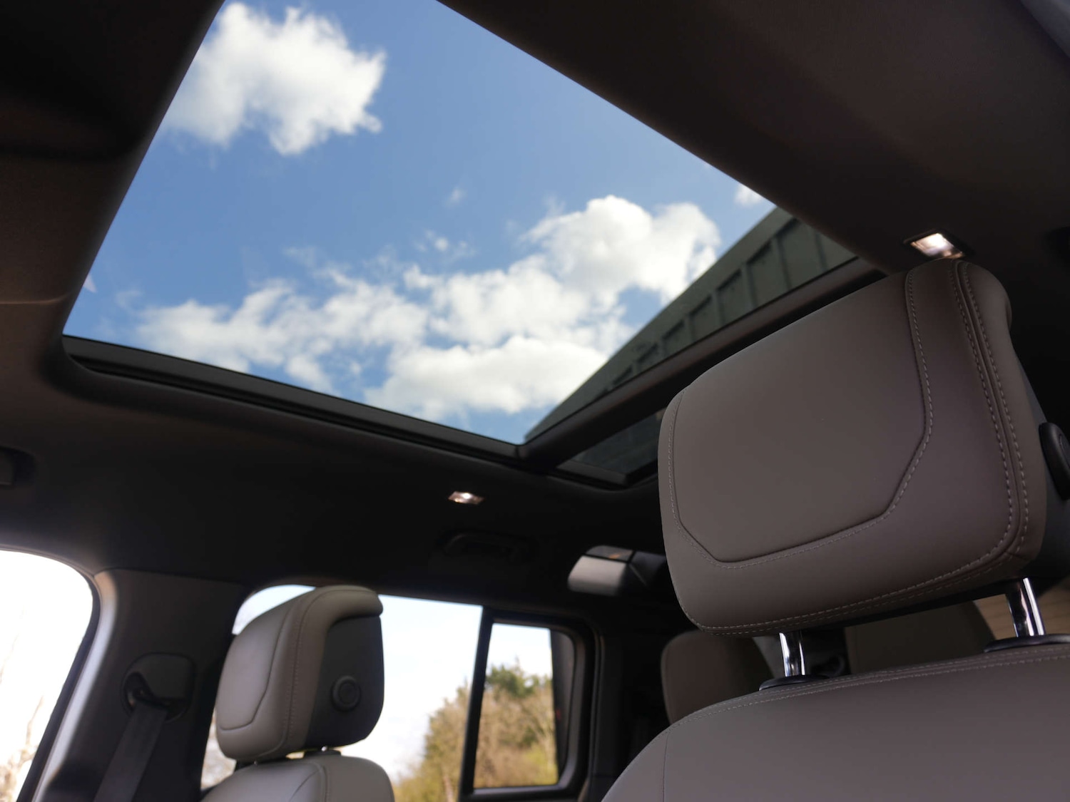 Used Land Rover Defender 110 2022 for sale - 78053759: Photo 14