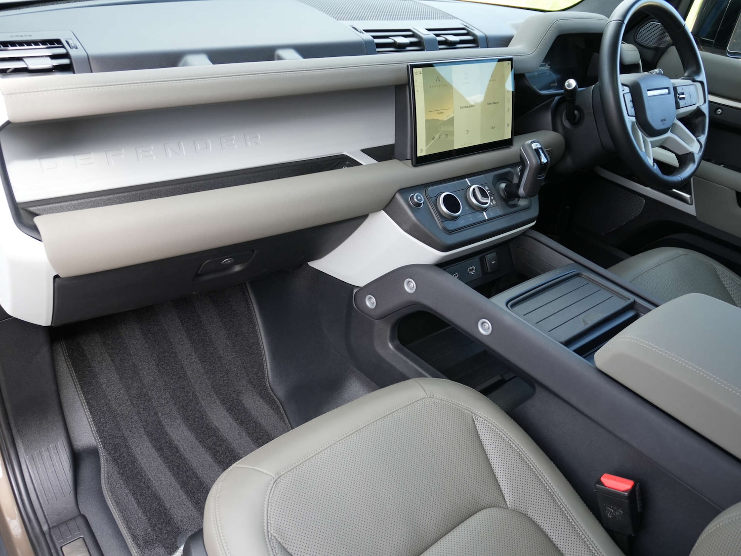 Used Land Rover Defender 110 2022 for sale - 78053759: Photo 16