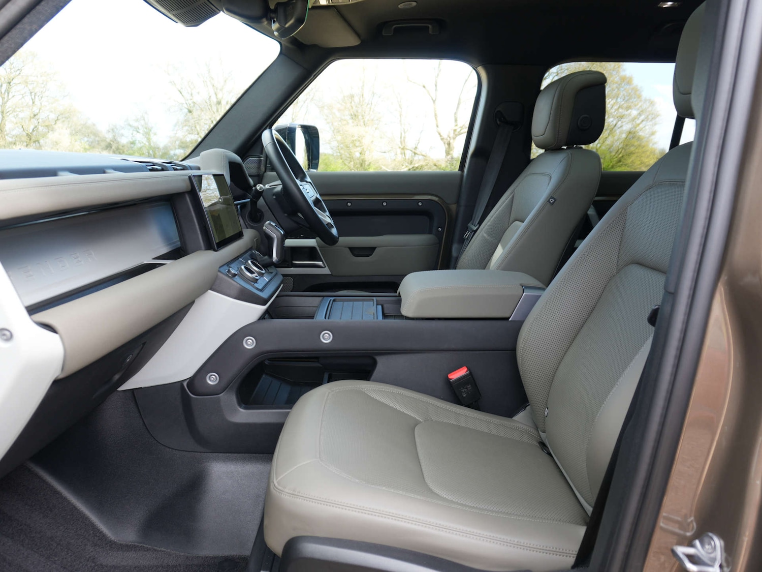 Used Land Rover Defender 110 2022 for sale - 78053759: Photo 19