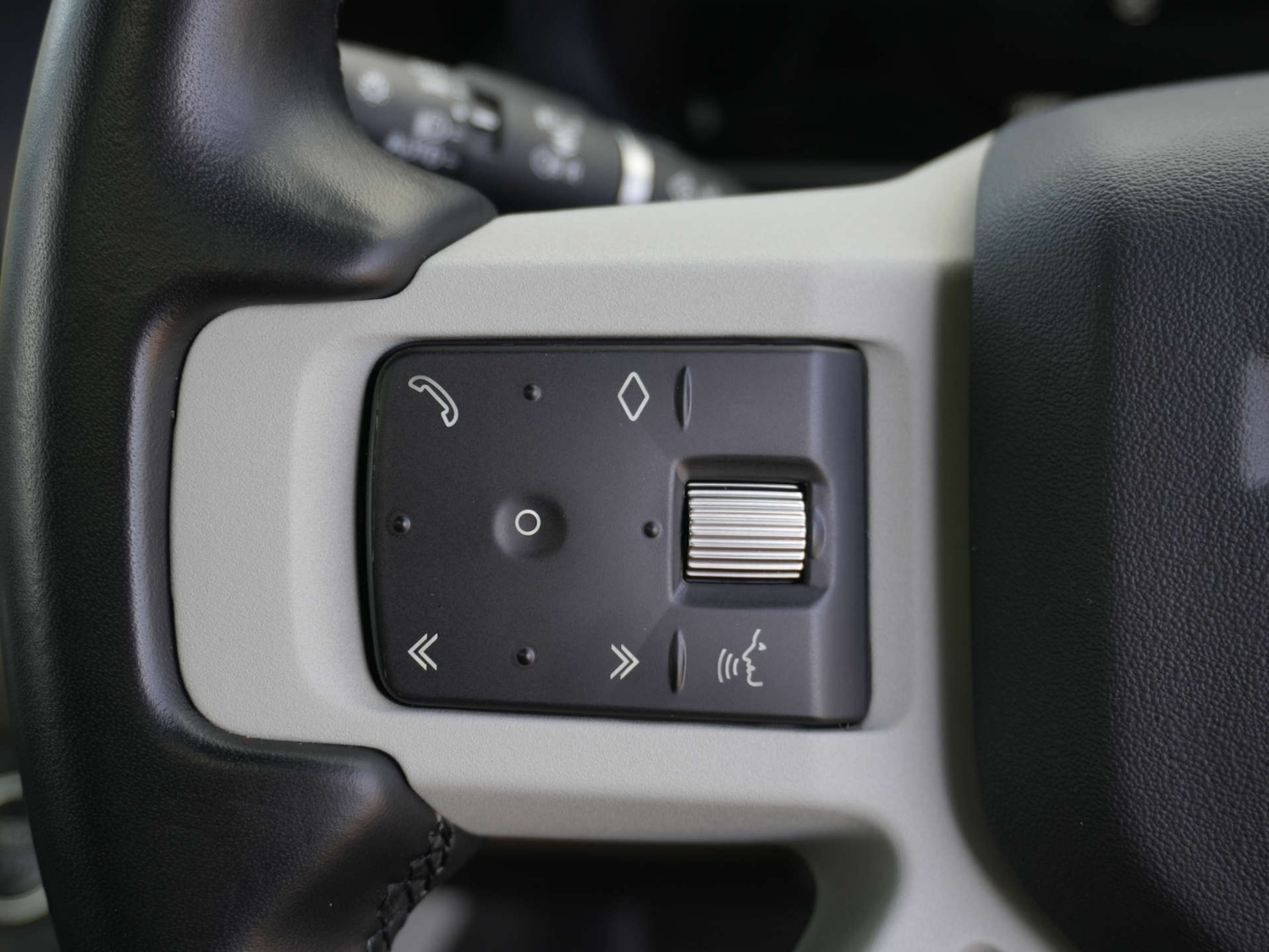 Used Land Rover Defender 110 2022 for sale - 78053759: Photo 22