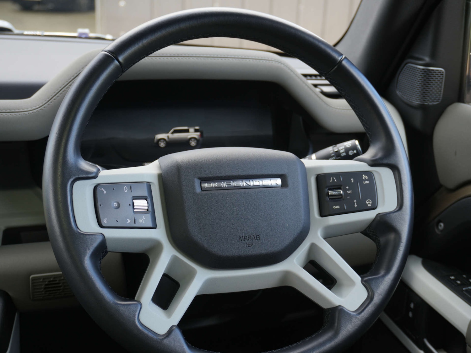 Used Land Rover Defender 110 2022 for sale - 78053759: Photo 24