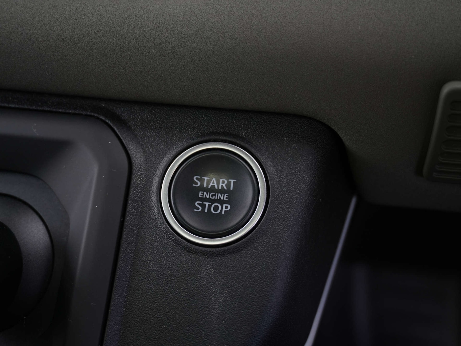 Used Land Rover Defender 110 2022 for sale - 78053759: Photo 28