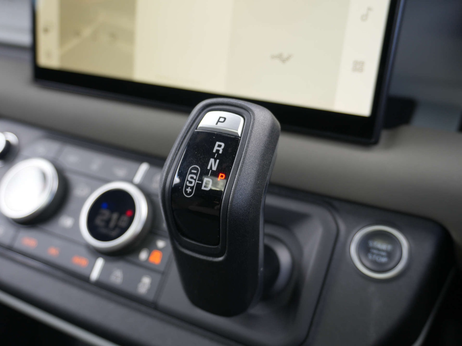 Used Land Rover Defender 110 2022 for sale - 78053759: Photo 30