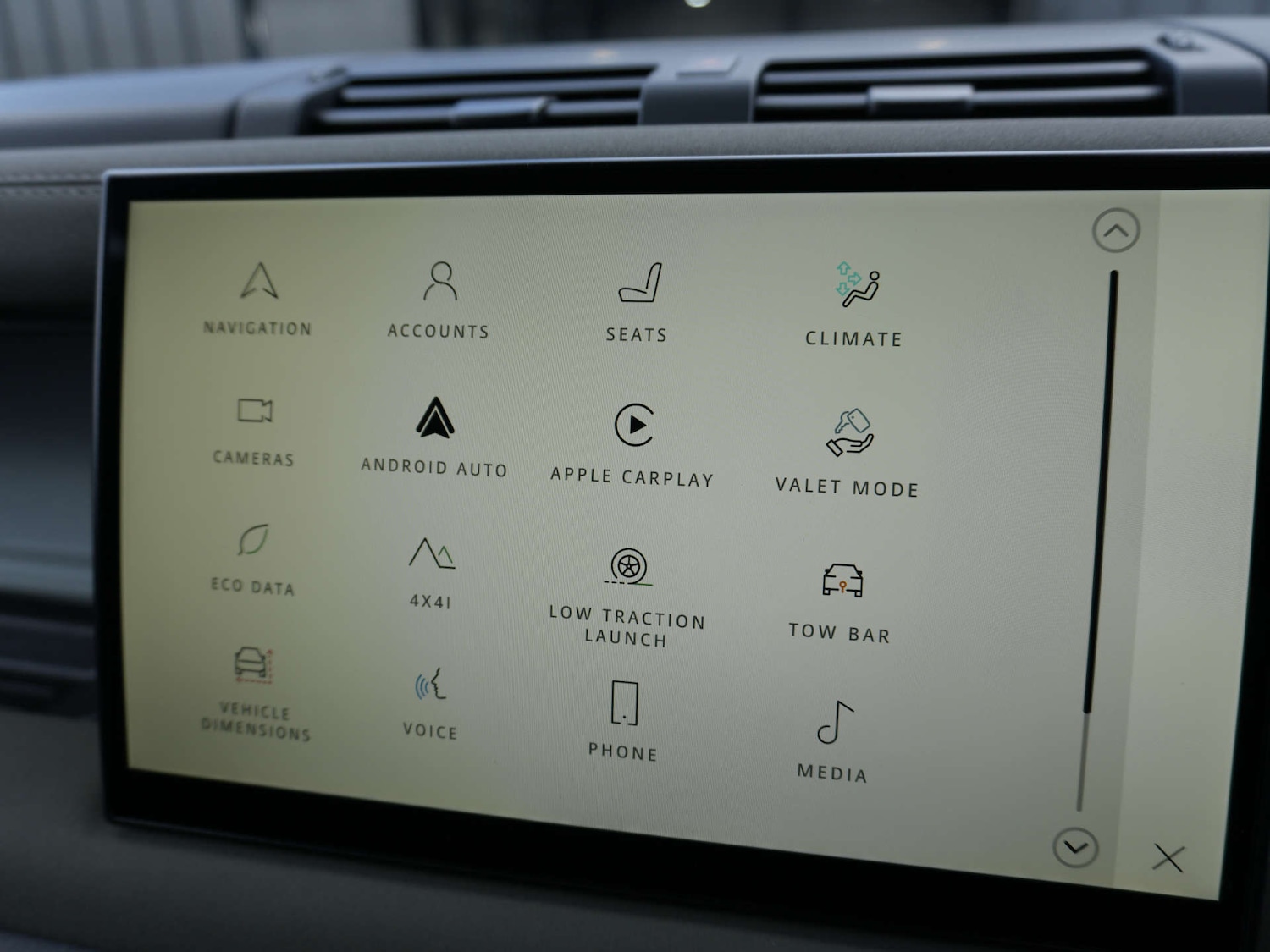 Used Land Rover Defender 110 2022 for sale - 78053759: Photo 35