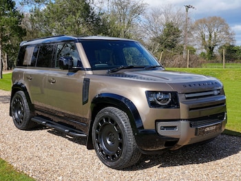 Used Land Rover Defender 110 2022 for sale - 78053759: Photo