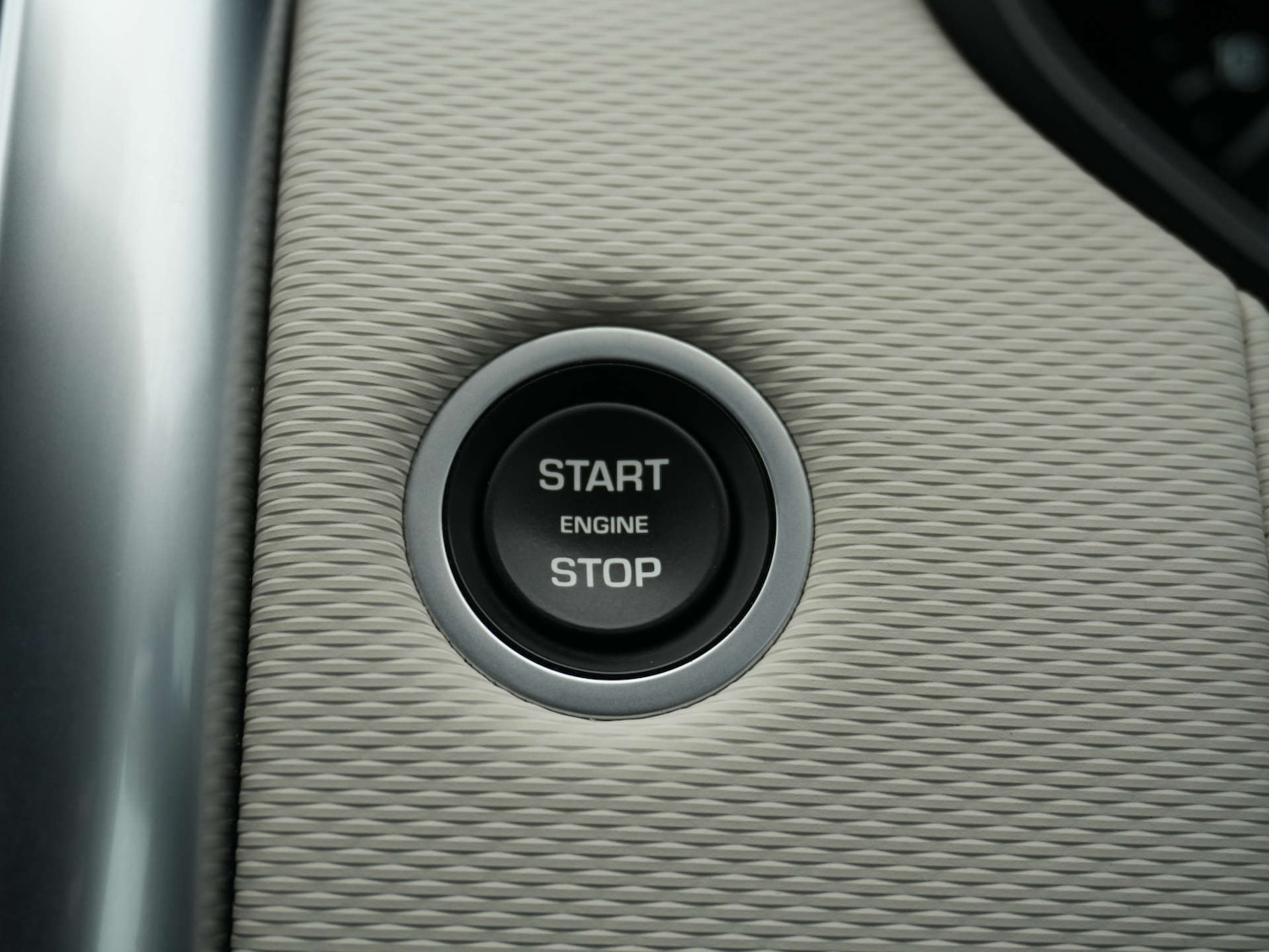 Used Land Rover Discovery 2021 for sale - 77261409: Photo 30