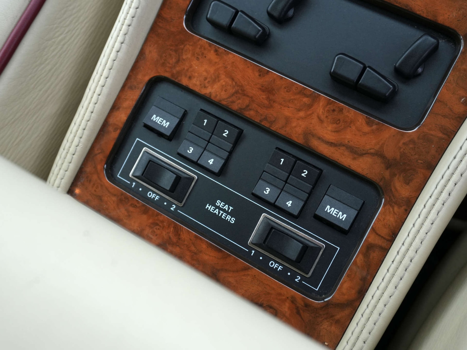 Used Bentley Turbo R 1997 for sale - 76642974: Photo 27