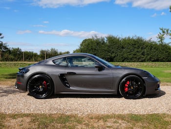 Used Porsche Cayman 2018 for sale - 79864998: Photo