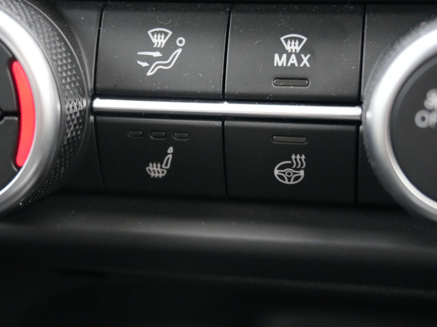 Used Alfa Romeo Giulia 2024 for sale - 77581144: Photo 43