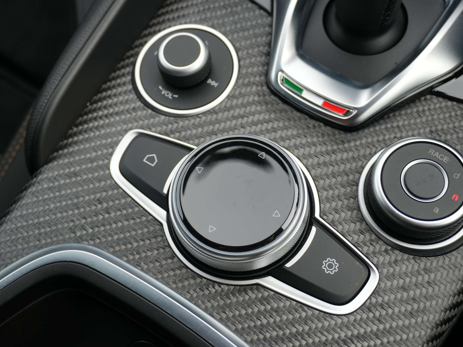 Used Alfa Romeo Giulia 2024 for sale - 77581144: Photo 47