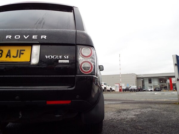 Used Land Rover Range Rover 2010 for sale - 70544628: Photo 47