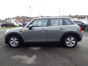 Used MINI Hatch 2017 for sale - 77642435: Photo