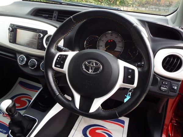 Used Toyota Yaris 2013 for sale - 76279478: Photo 29