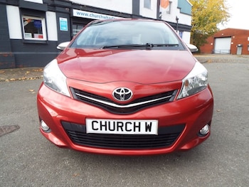 Used Toyota Yaris 2013 for sale - 76279478: Photo 2