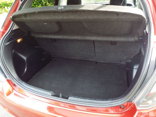 Used Toyota Yaris 2013 for sale - 76279478: Photo 34