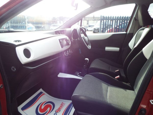 Used Toyota Yaris 2013 for sale - 76279478: Photo 36