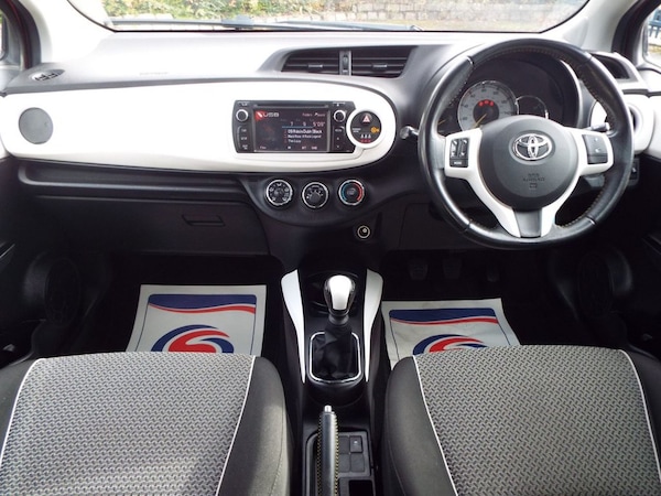 Used Toyota Yaris 2013 for sale - 76279478: Photo 40