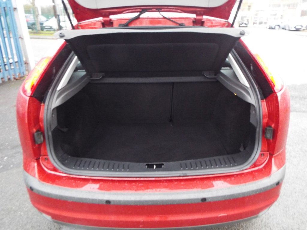 Used Ford Focus 2007 for sale - 76962288: Photo 15