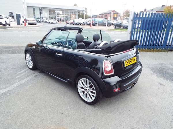 Used MINI Convertible 2013 for sale - 76210660: Photo 32