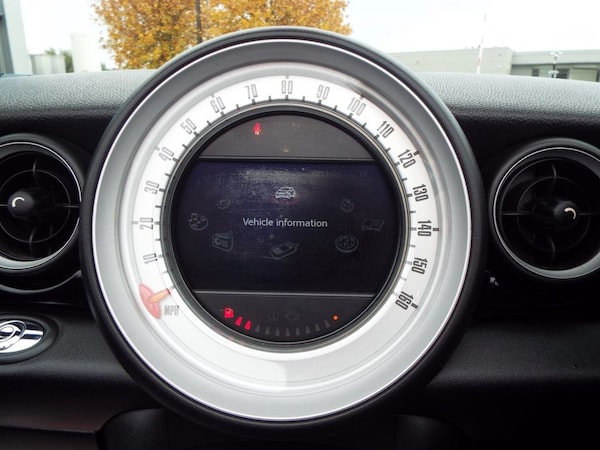 Used MINI Convertible 2013 for sale - 76210660: Photo 42