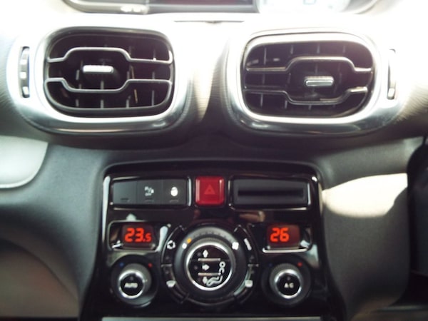 Used Citroen C3 Picasso 2010 for sale - 75068245: Photo 47