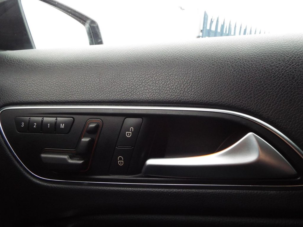 Used Mercedes-Benz GLA 2014 for sale - 76266551: Photo 41