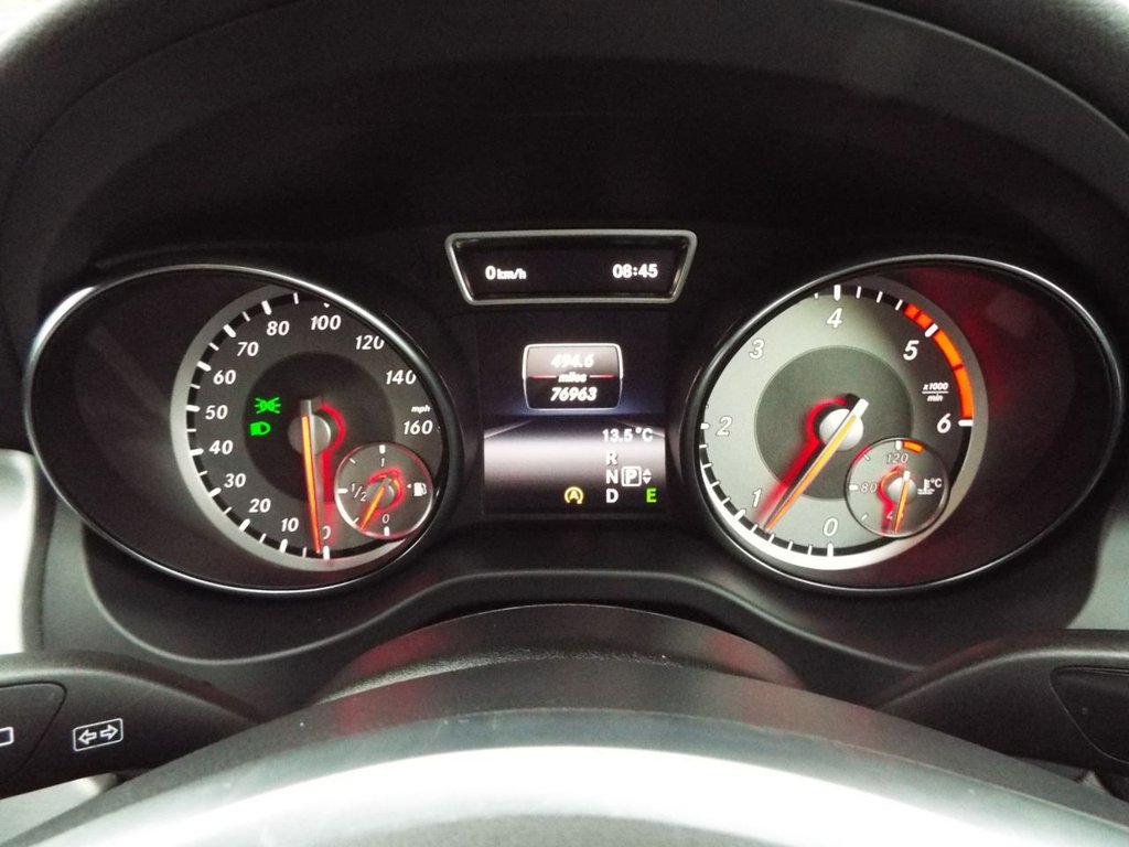 Used Mercedes-Benz GLA 2014 for sale - 76266551: Photo 42