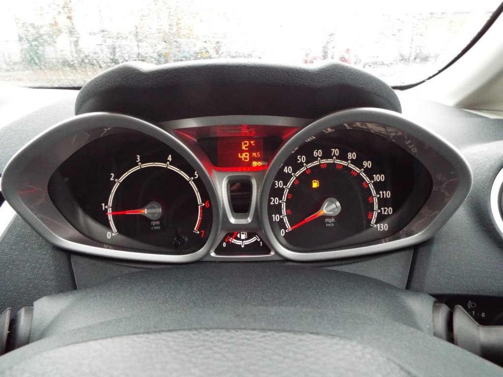 Used Ford Fiesta 2012 for sale - 76333373: Photo 40