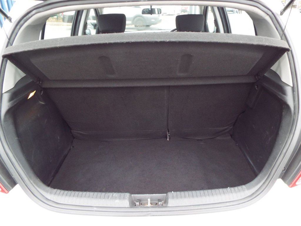 Used Hyundai i20 2014 for sale - 76202752: Photo 16